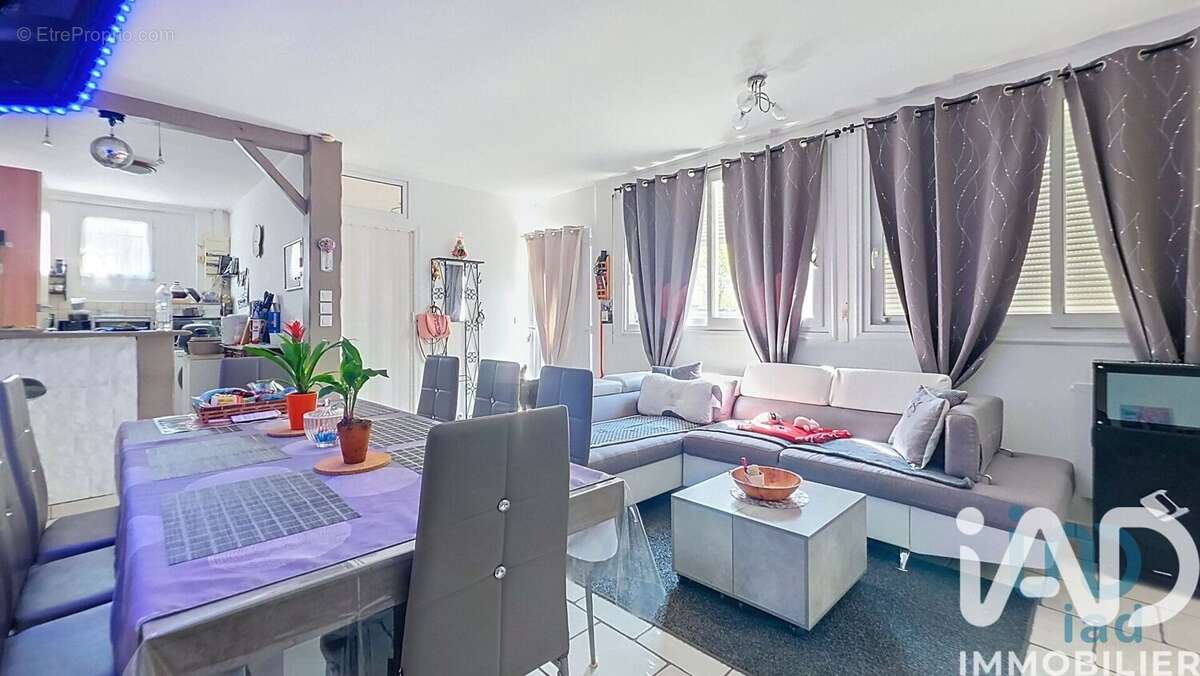 Photo 2 - Maison à ANGLURE