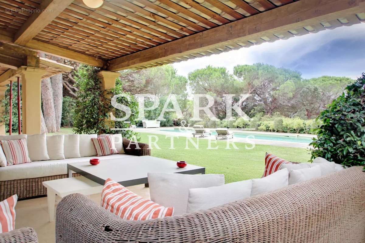 Maison à RAMATUELLE