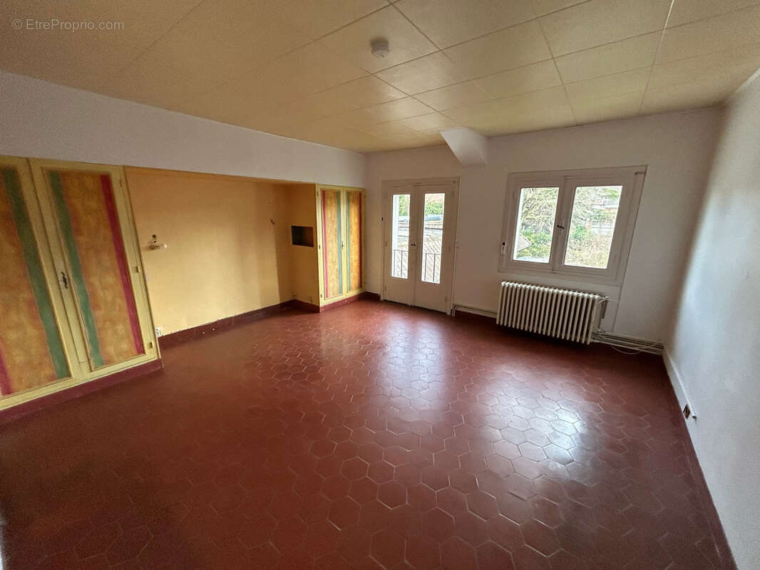 Maison à SAINT-AMAND-LES-EAUX