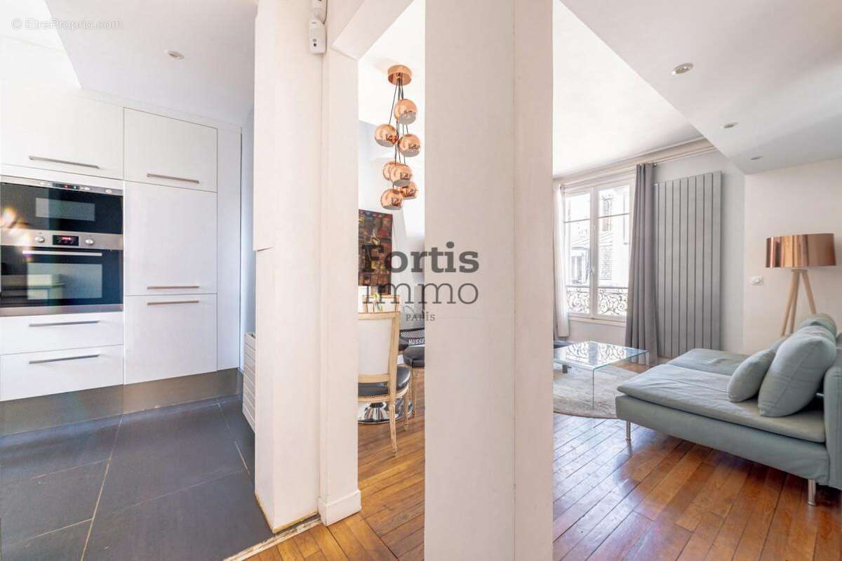 Appartement à LEVALLOIS-PERRET