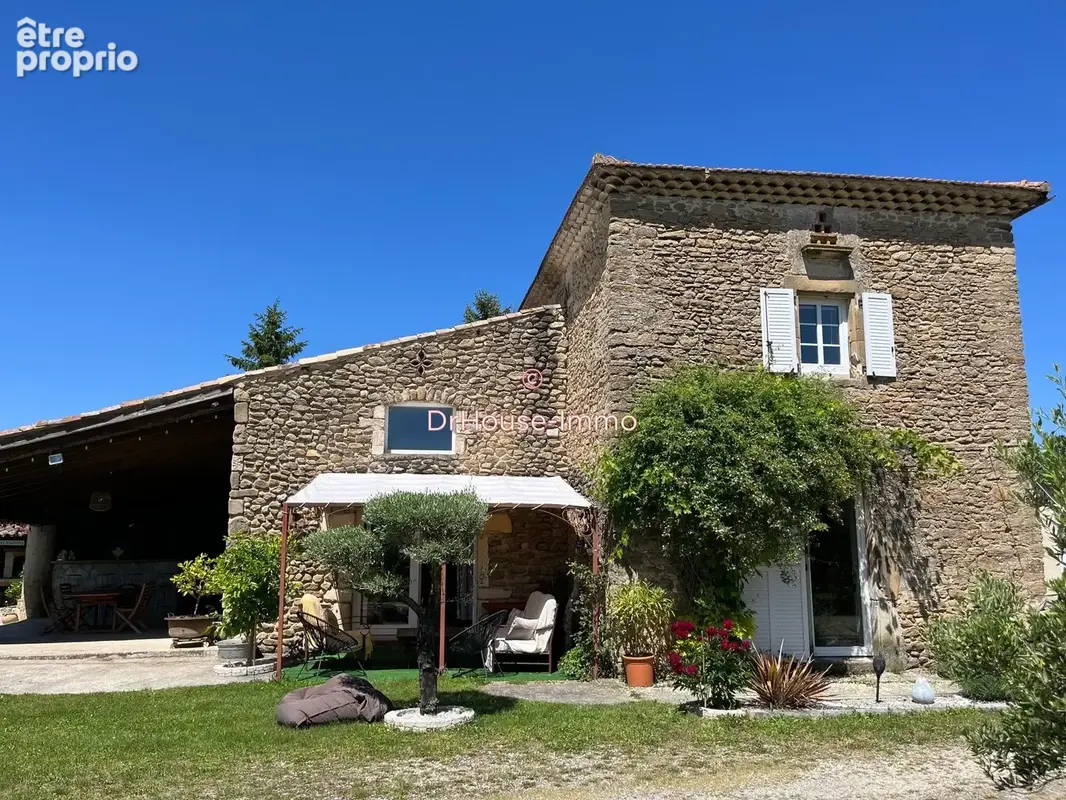 Maison 8 pièces 208 m² à vendre à Montmeyran (26120) - photo 5