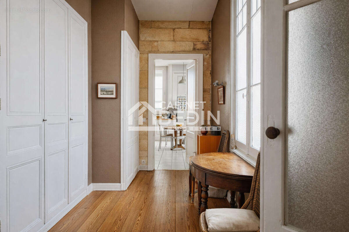 Appartement à BORDEAUX