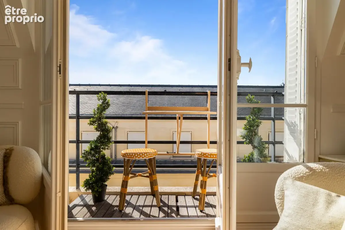 Superbe pied à terre à Paris 7ème ! - photo 2