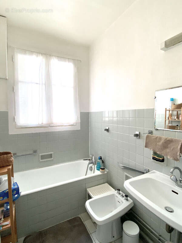 Vaneau, 2 Pièces 42 m² + terrasse 3,5m² - photo 10