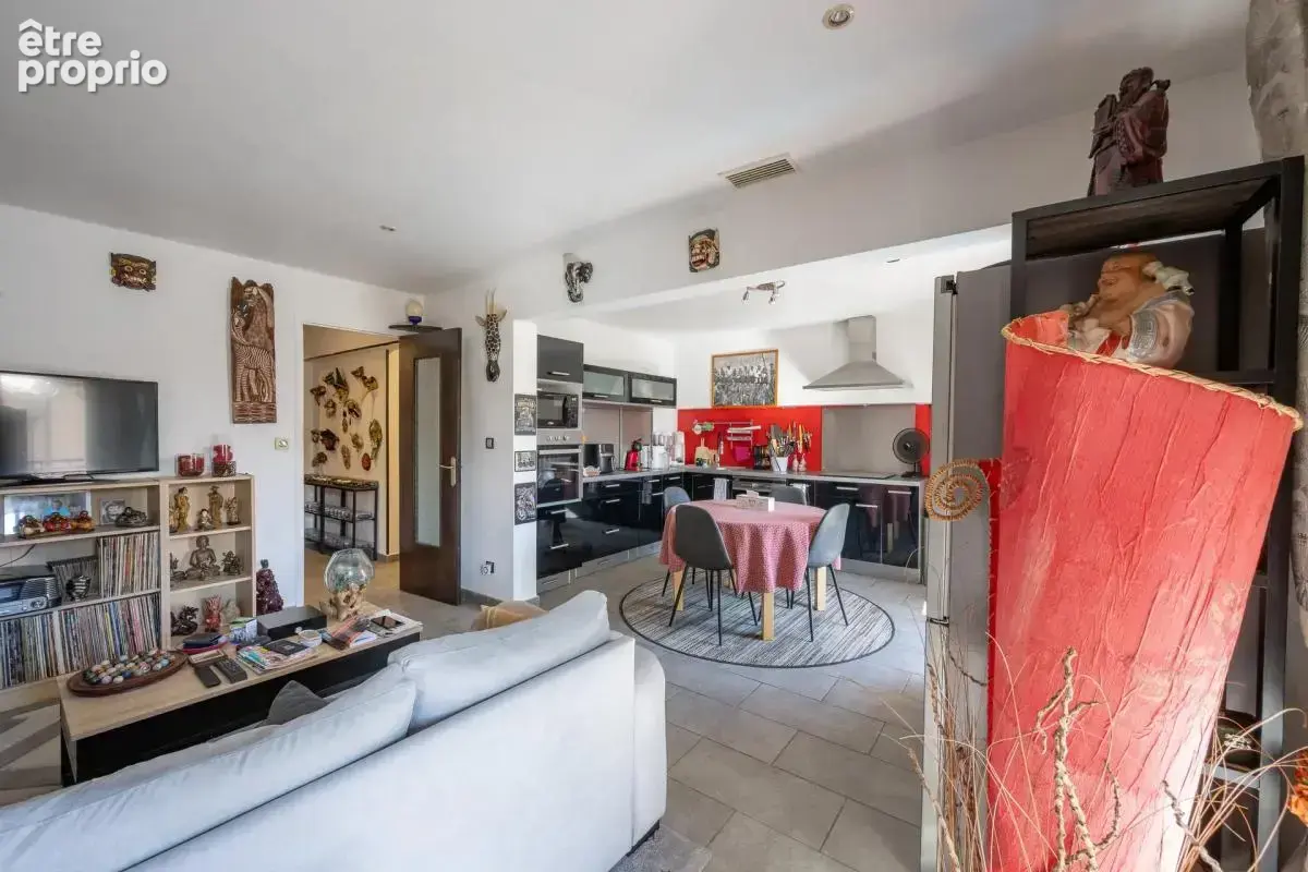 Appartement 4 pièces de 83 m² à Carnoules - photo 3