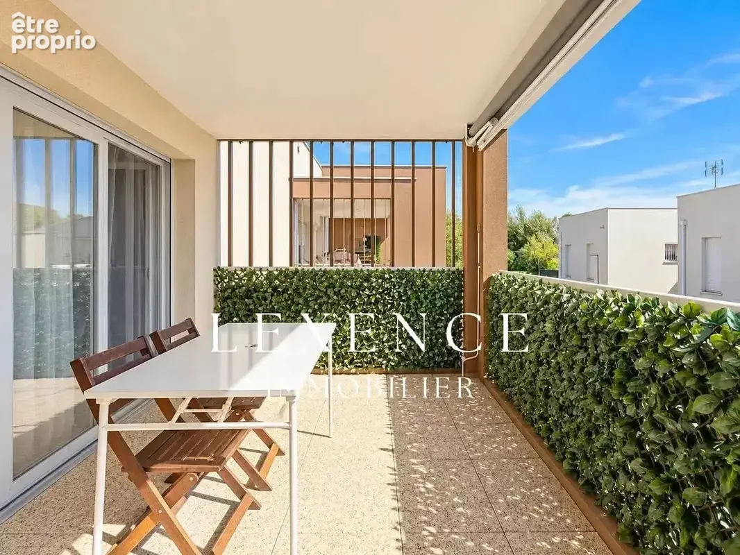 Appartement T3 64.44m² La Fare les Oliviers avec terrasse, box double et place de stationnement. - photo 14