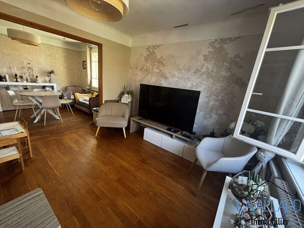 Maison 170 m² à Dury  - photo 2