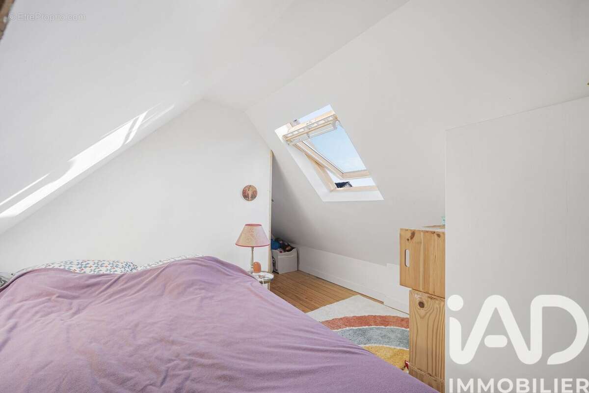 Photo 7 - Maison à GENNEVILLIERS