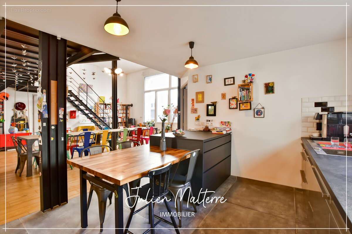 SAINT ETIENNE (42) - Exceptionnel LOFT de 165 m² avec 5 chambres et garage - Quartier Tréfilerie - photo 45