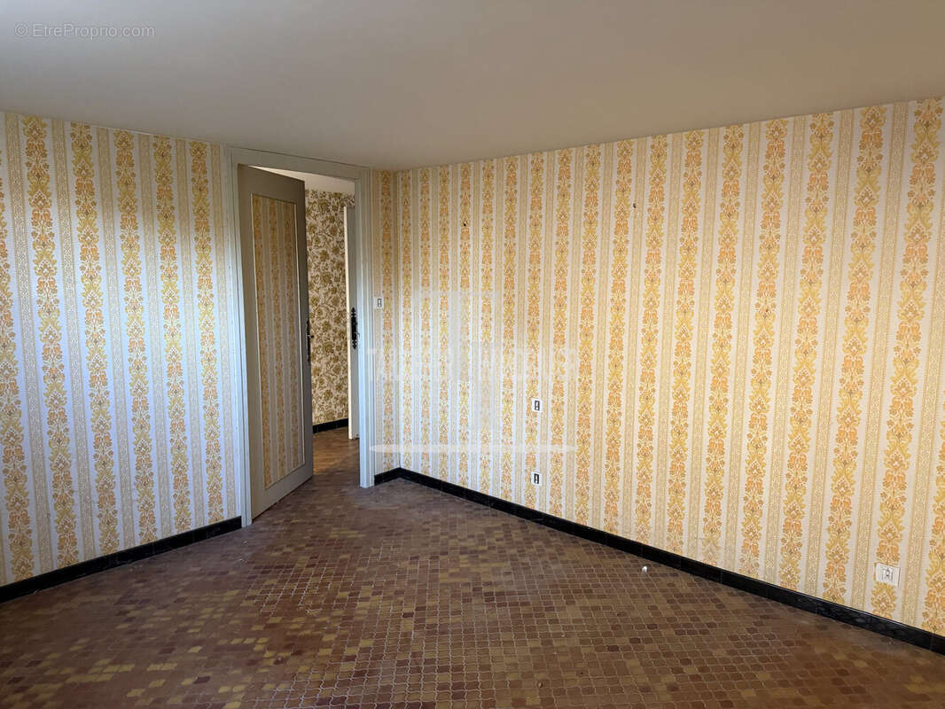 Maison à COULOUNIEIX-CHAMIERS