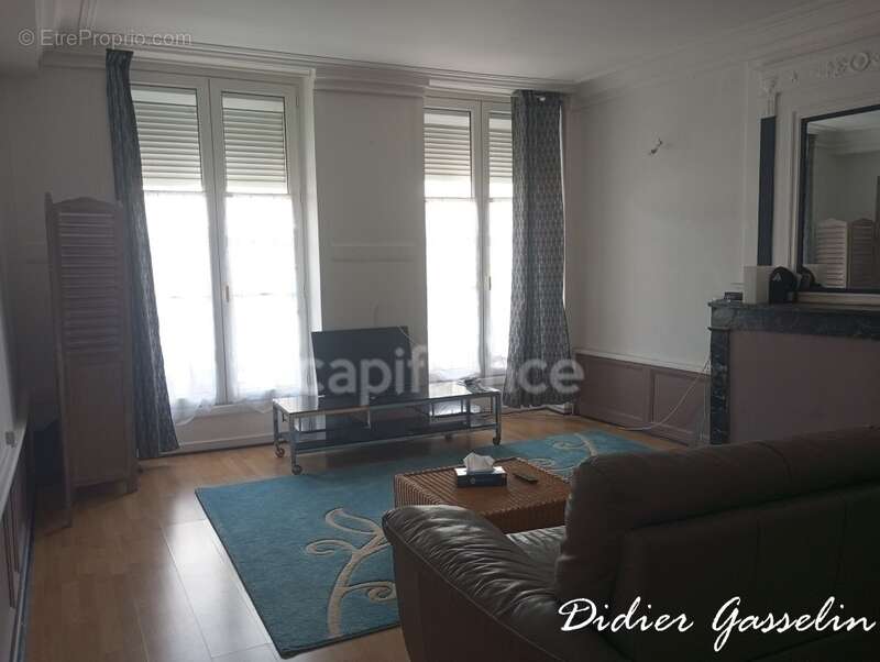 Commerce à NOGENT-LE-ROTROU