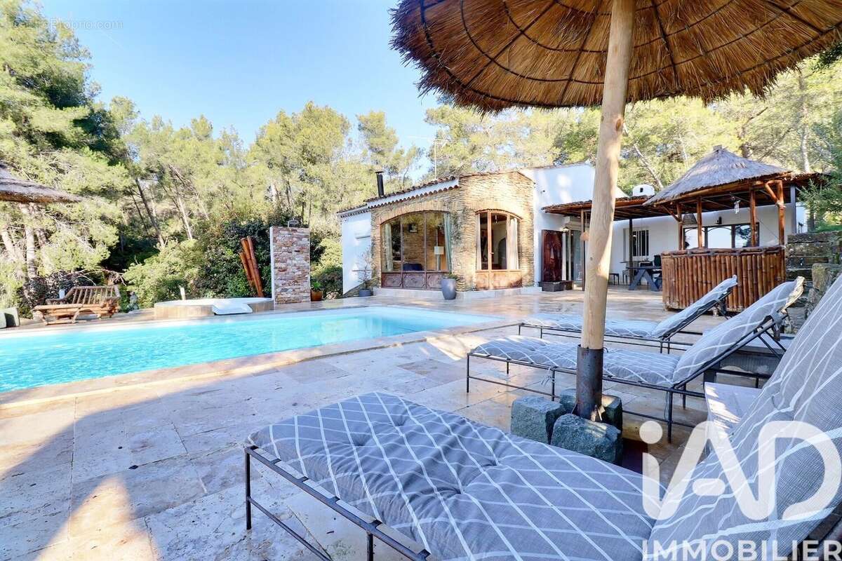 Photo 2 - Maison à CEYRESTE