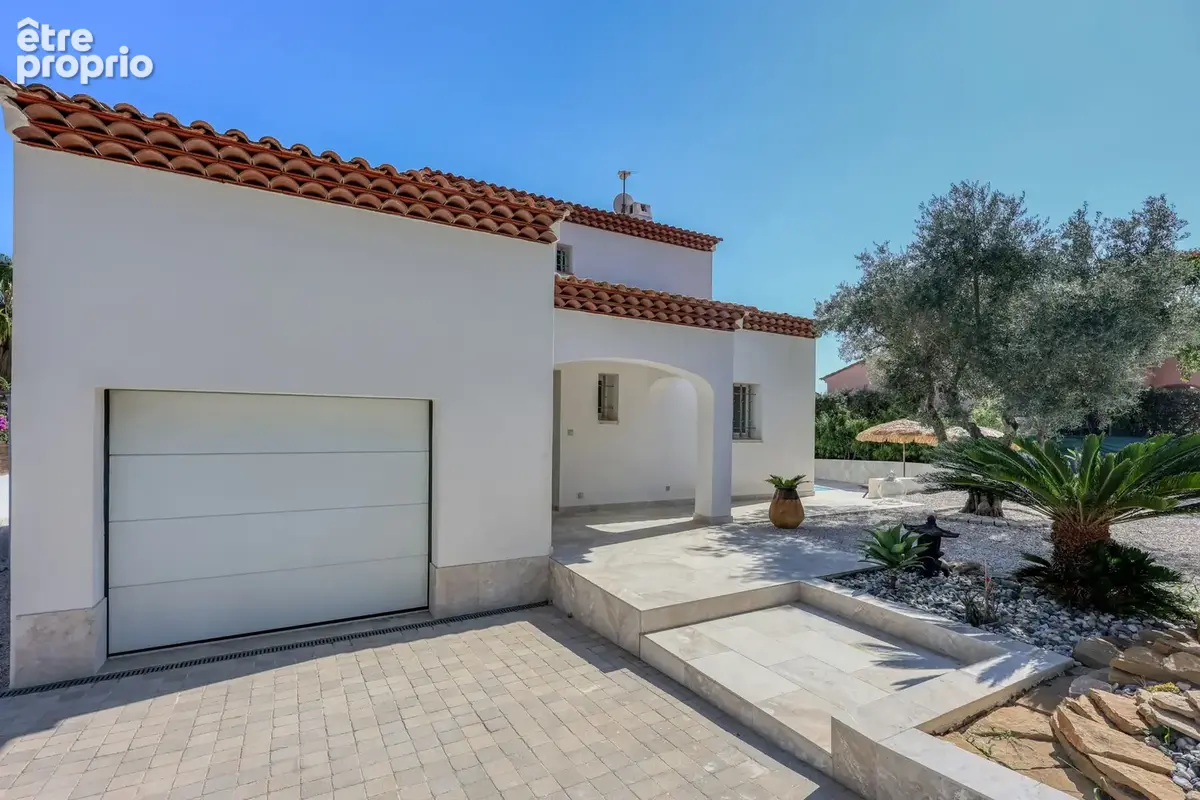 Villa avec piscine - Sanary-sur-Mer   133 m2   3 suites   Jardin   Garage - photo 13
