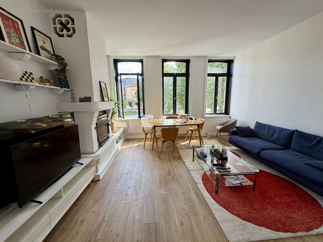 Appartement 200 m² à Lille  - photo 2