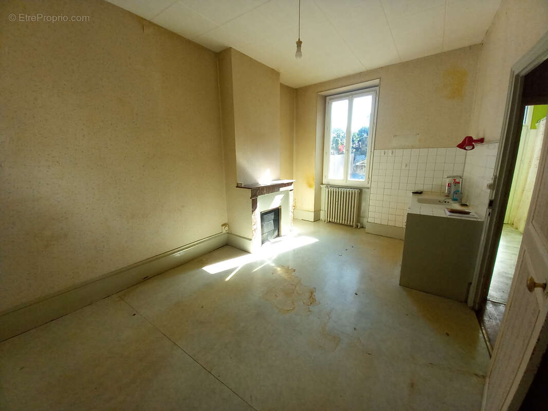 Appartement à DECIZE