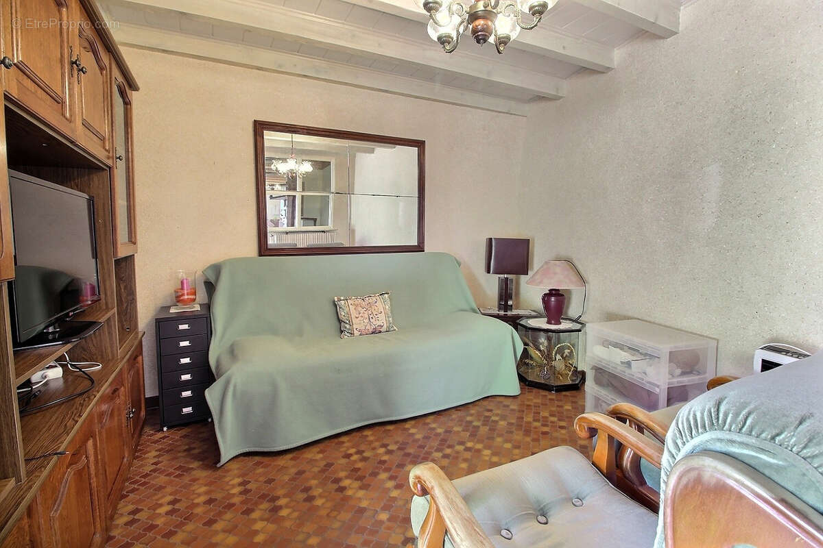 Maison à SAINT-YTHAIRE