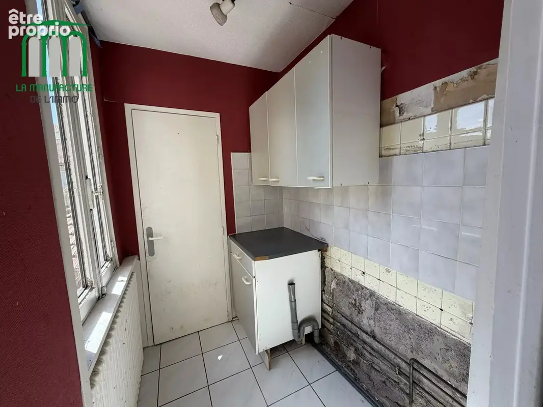 Appartement F5 - 107,99M2 - Cave-  Grenier - Garage - Saint-Etienne/ Jacquard. - photo 16
