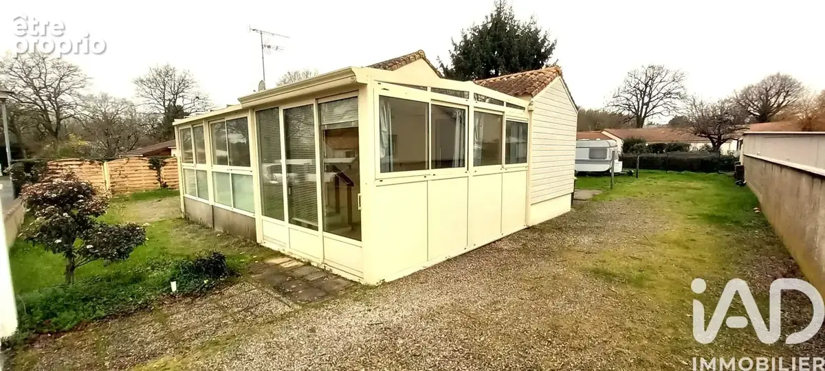 Photo 1 - Maison à BEAULIEU-SOUS-LA-ROCHE