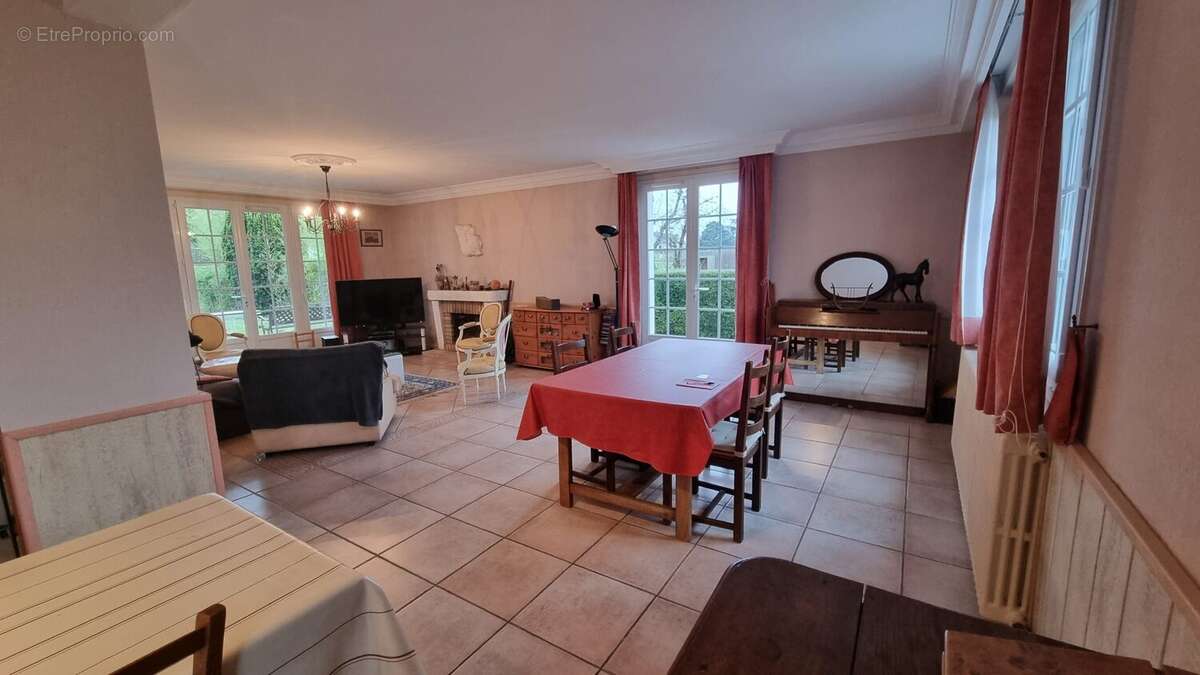 Maison à SAVONNIERES