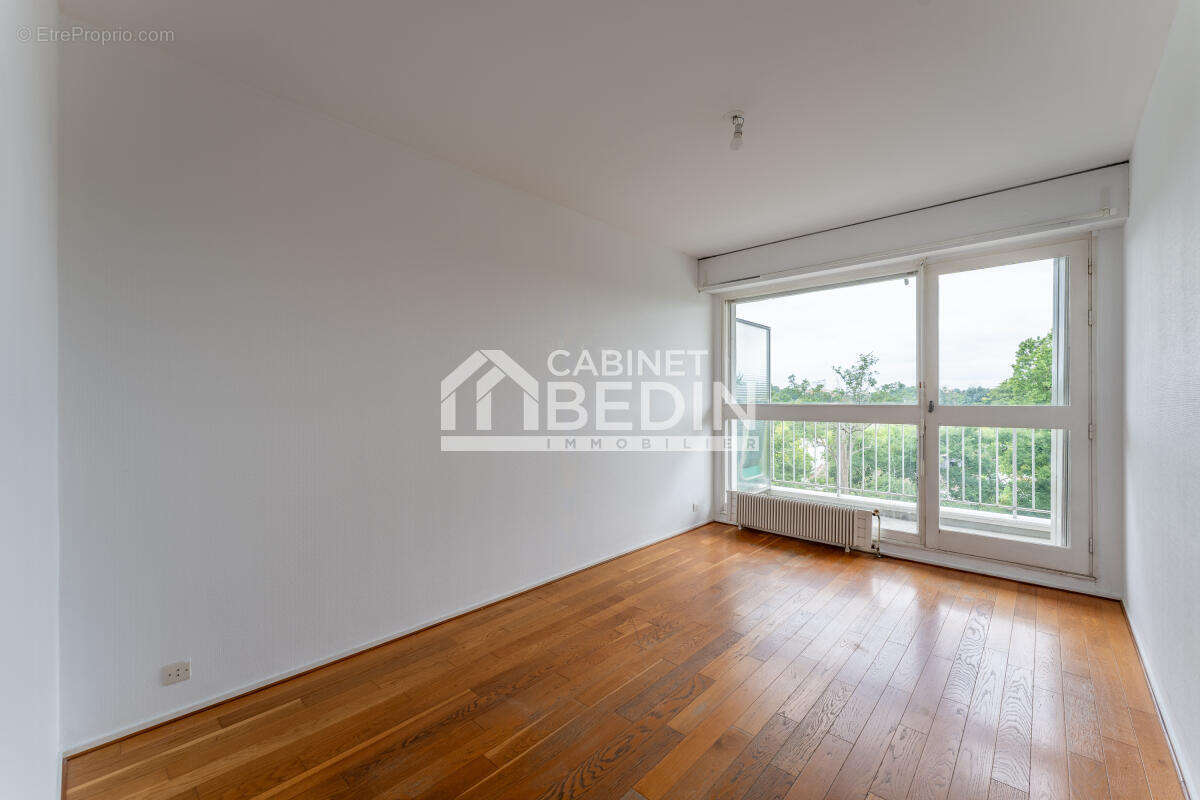 Appartement 79 m² à Bordeaux  - photo 4