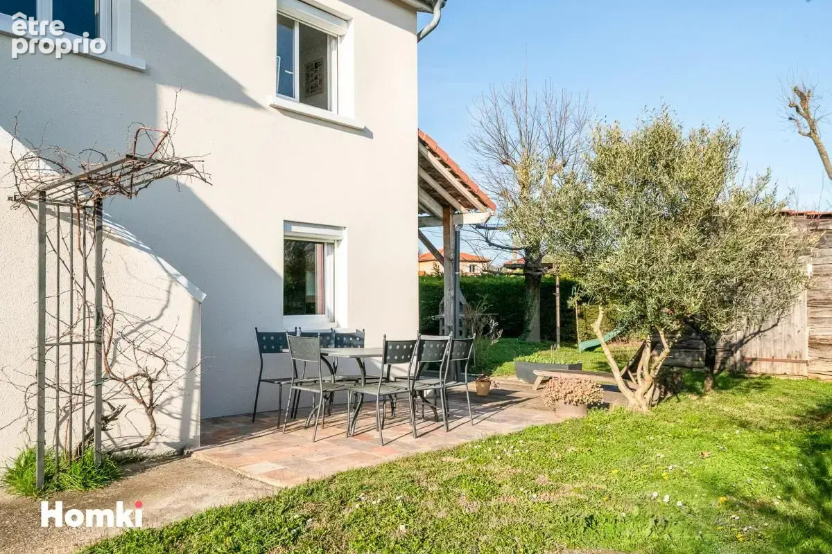 Maison/Villa T6 de 171m² à Simandres 69360 à proximité de Saint Symphorien d'Ozon - photo 3