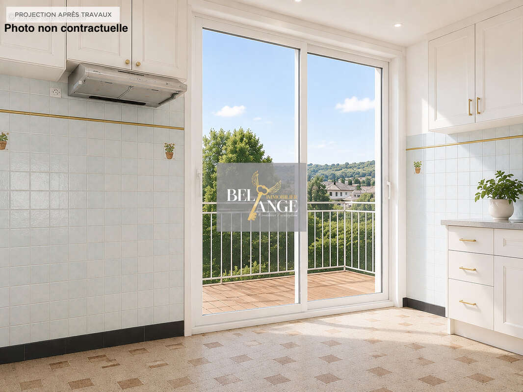 Maison à RUOMS