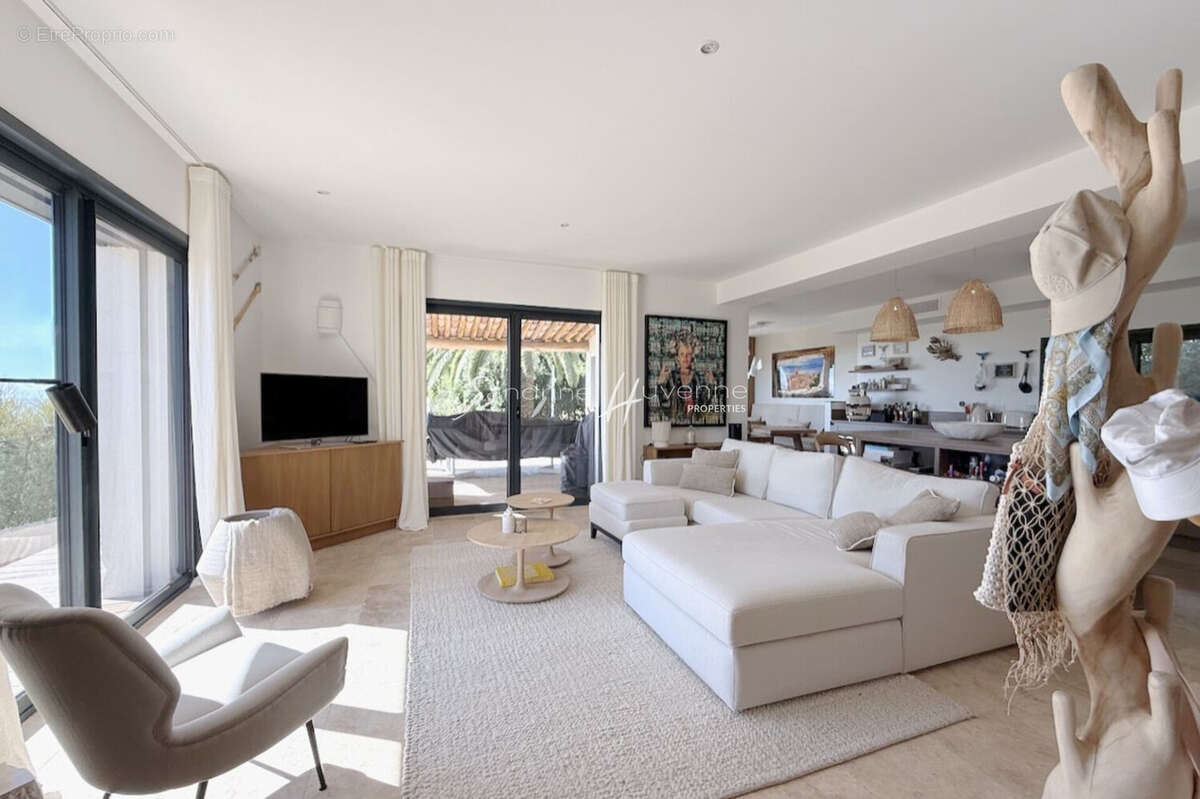 Maison à LA CROIX-VALMER