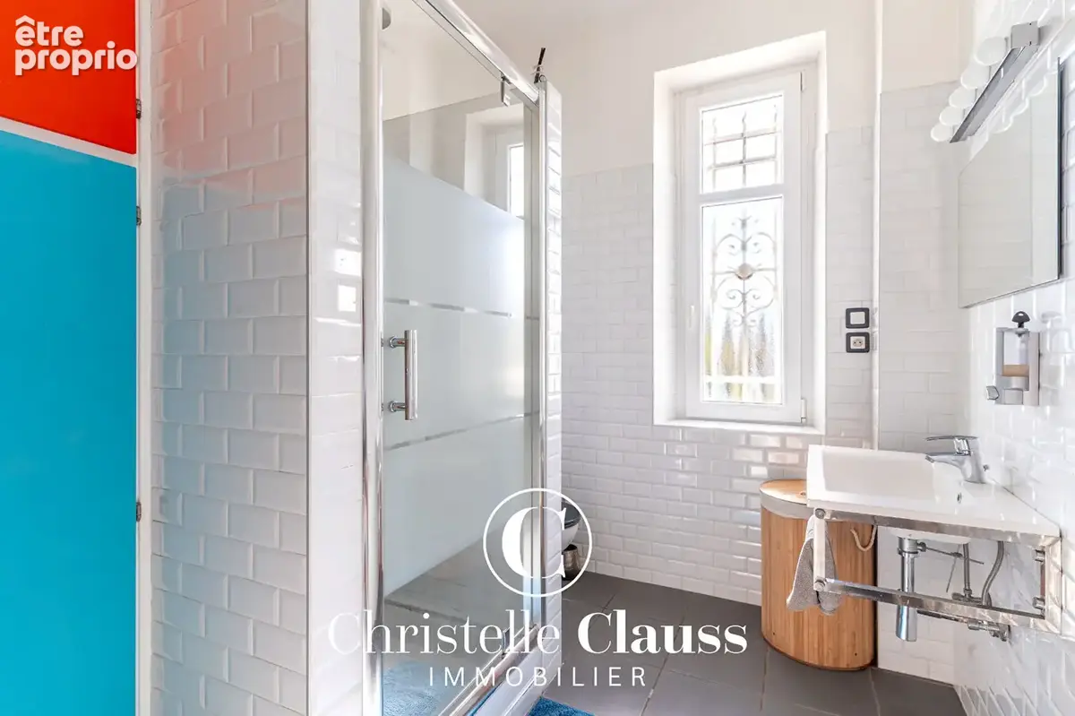 Maison de Maître 205 m² - photo 16