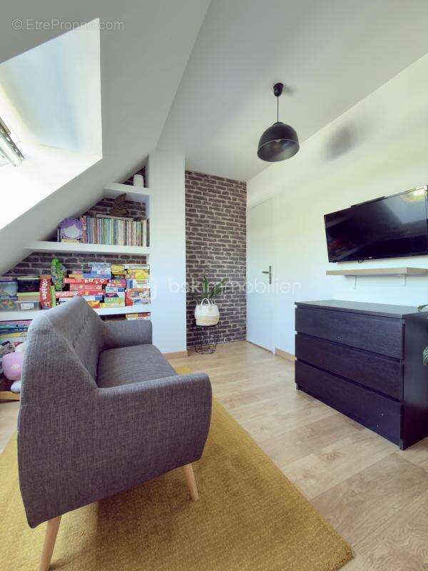 Maison à LA CHAPELLE-DES-MARAIS
