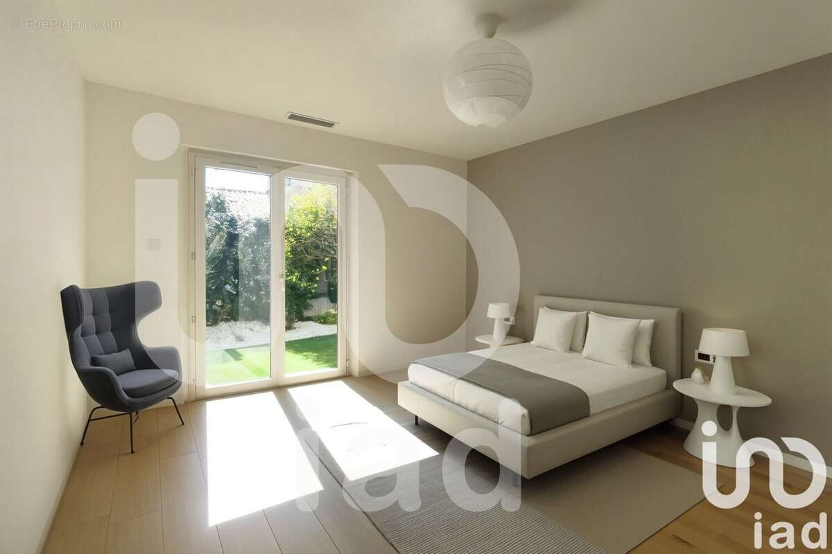 Photo 3 - Maison à SAINT-CLEMENT-DE-RIVIERE