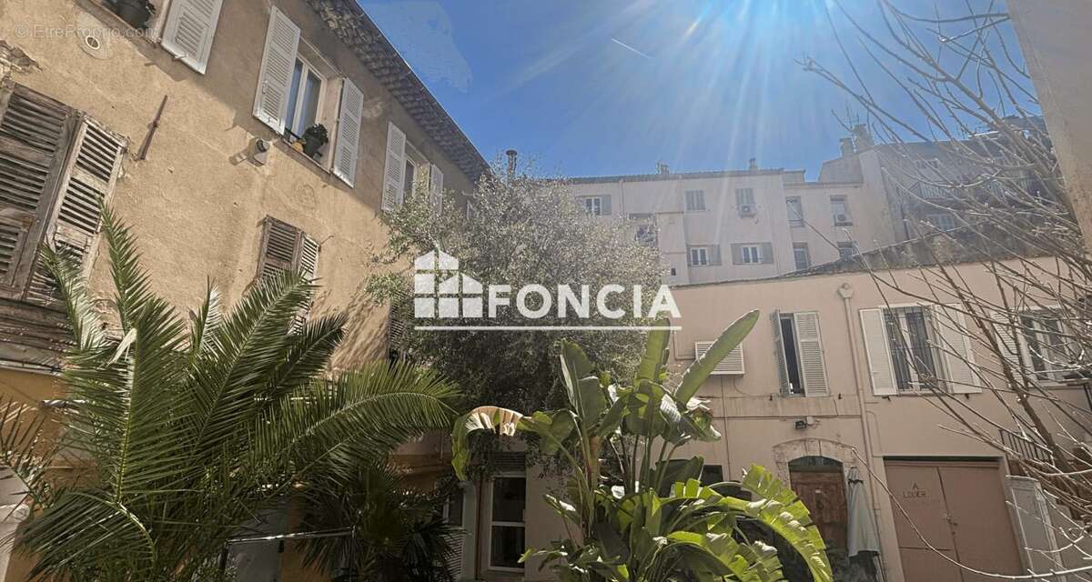 Appartement à CANNES