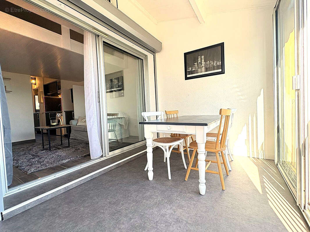 Appartement à COGOLIN
