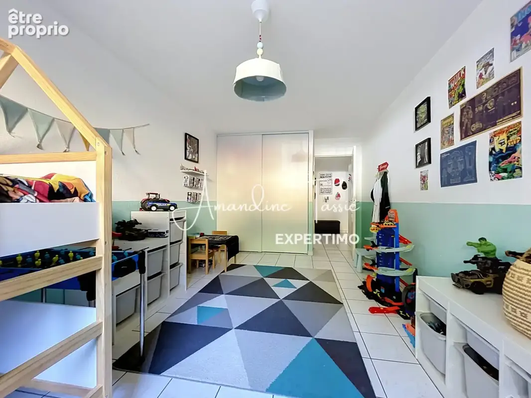 Bel appartement de 136,98 m2 avec balcon & grand garage - photo 10