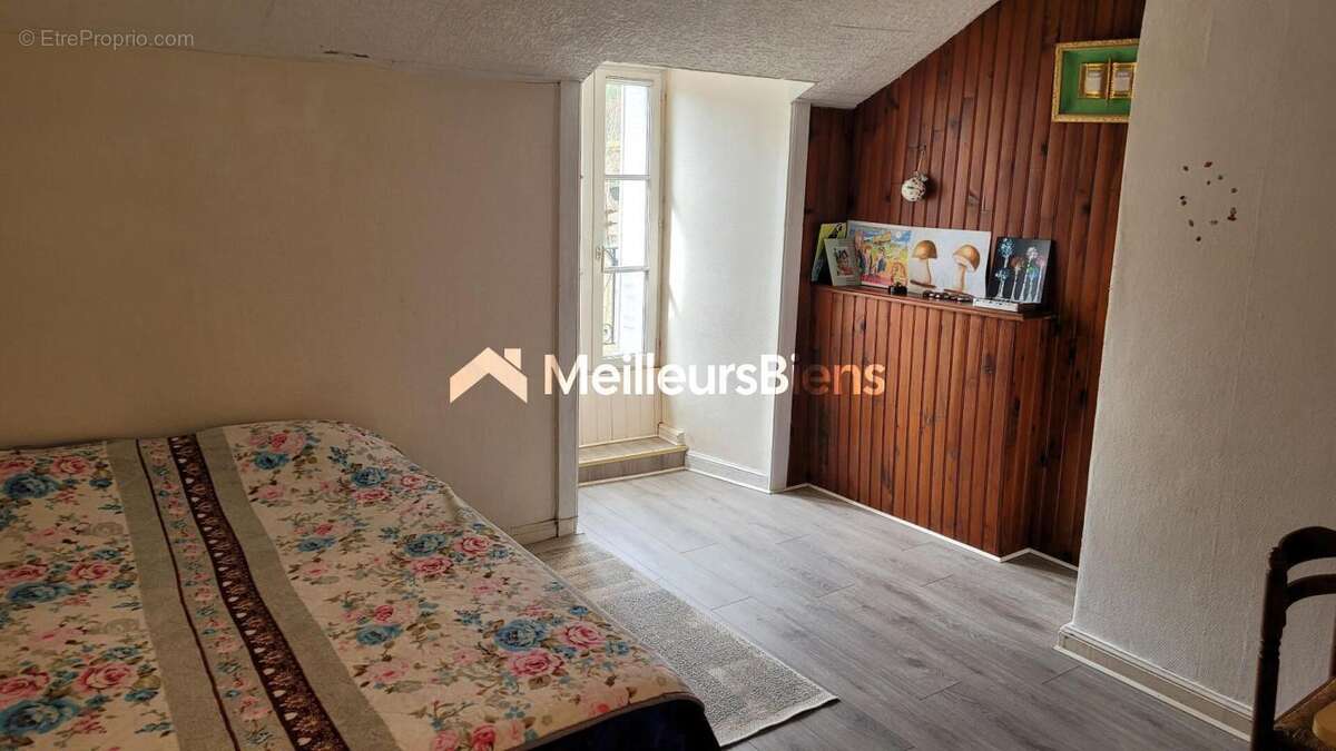 Appartement à LAROQUEBROU