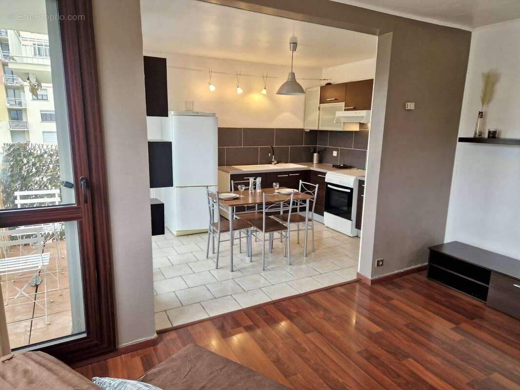 Appartement à ECHIROLLES