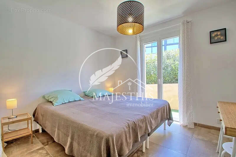 Maison à HYERES