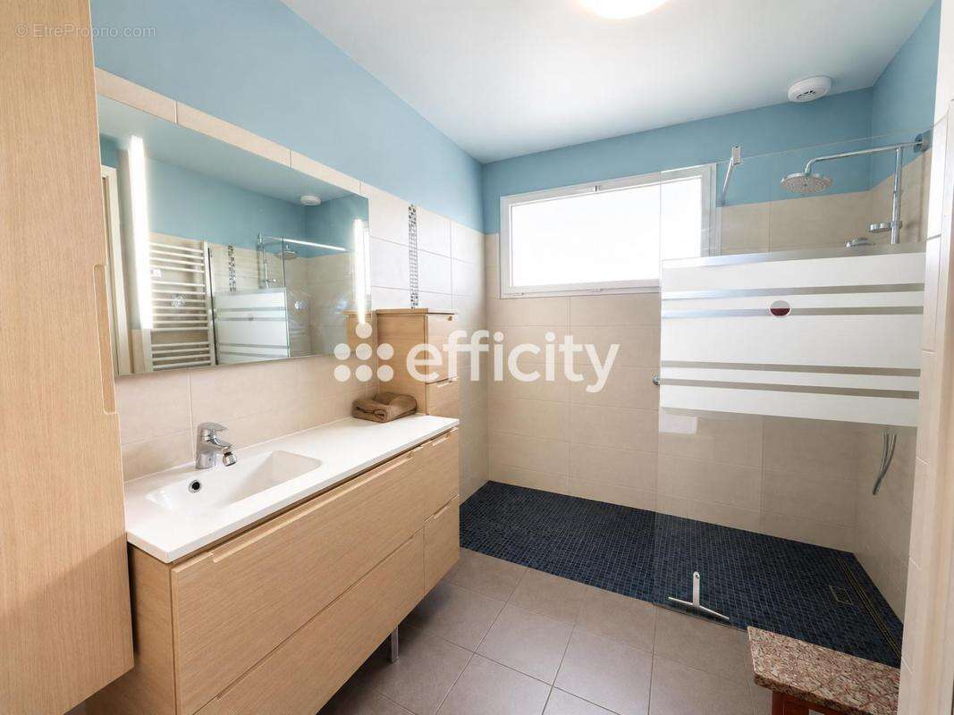 Maison 145 m² à Pire-Sur-Seiche  - photo 11