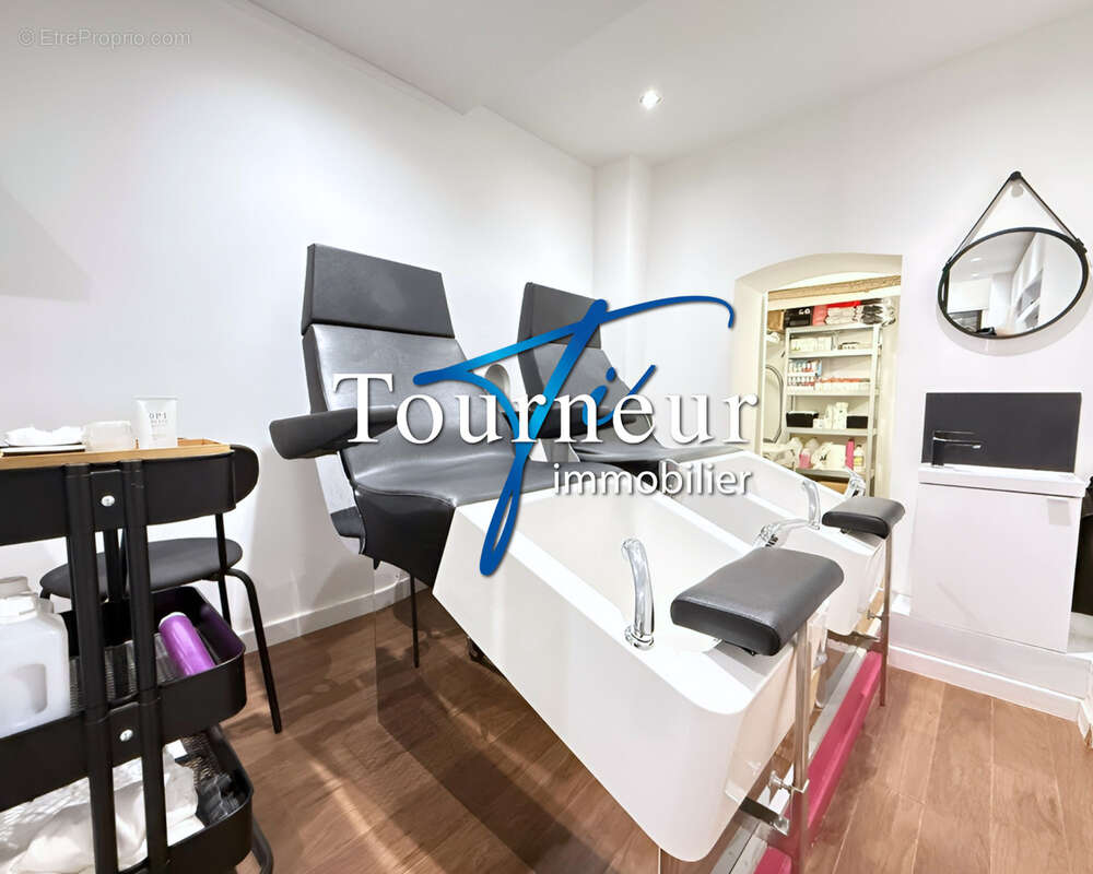 Commerce à SANARY-SUR-MER