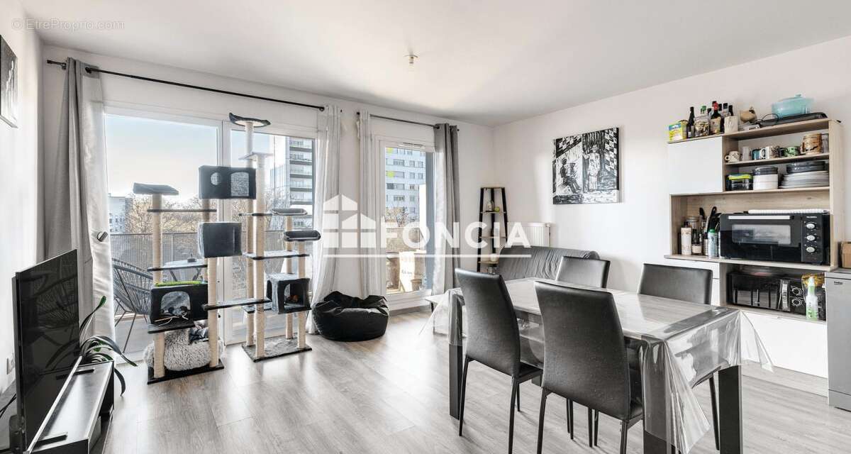 Appartement à MONS-EN-BAROEUL