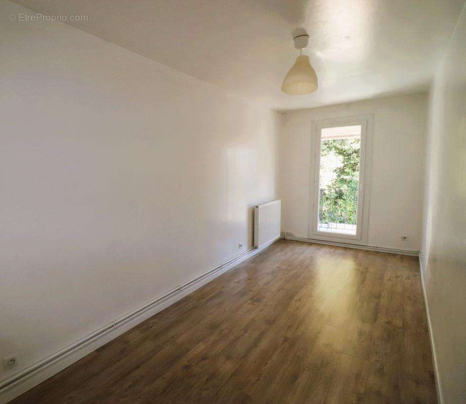Maison 117 m² à Argenteuil  - photo 7