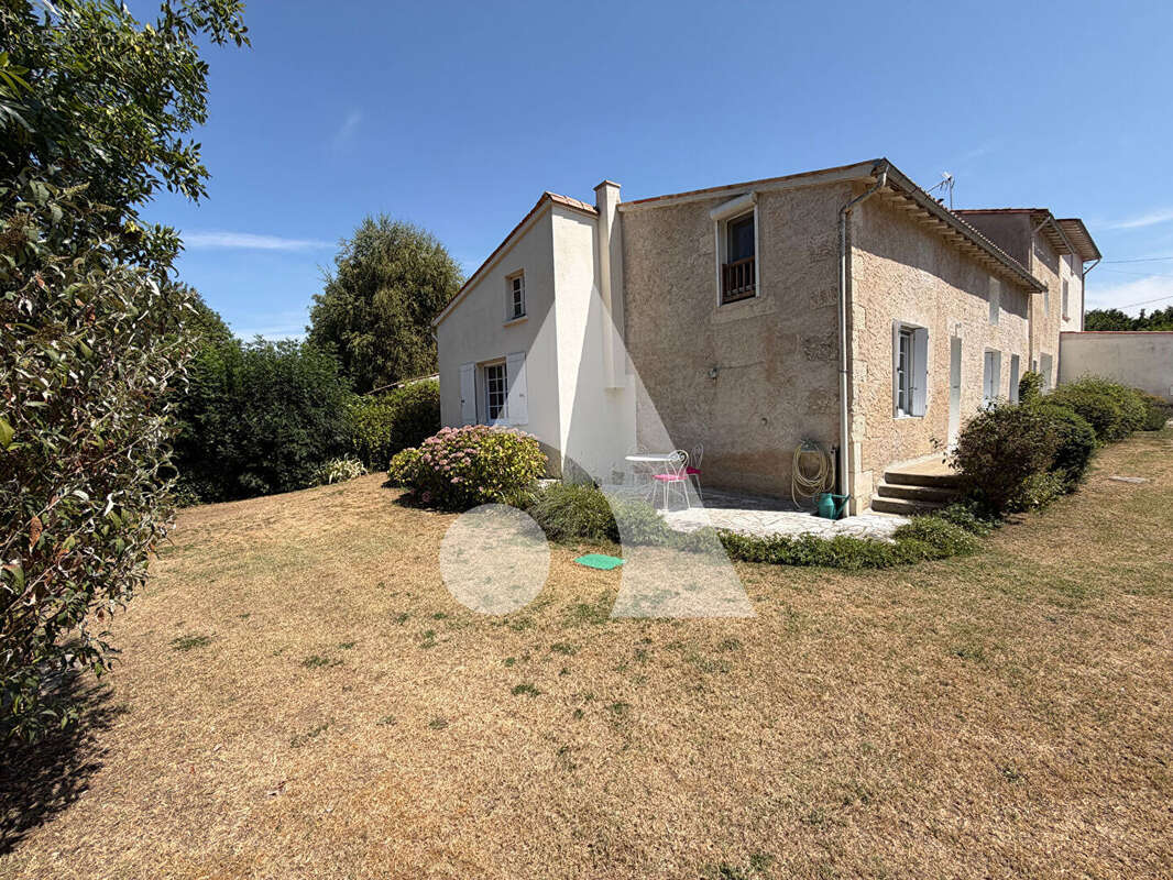 Maison Longère Bessines 7 pièce(s) 137.10 m2 - photo 16