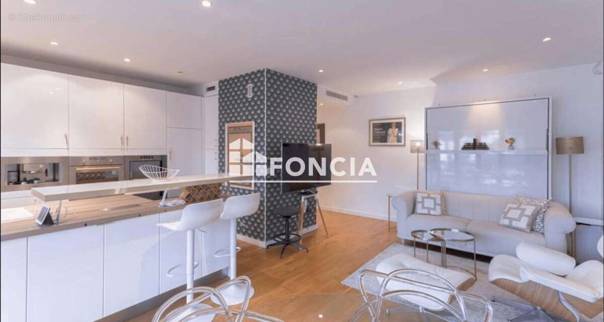 Square carnot t2 dernier etage de 53m2+terrasse 10m2+toit terrasse de 65m2+cave - photo 5