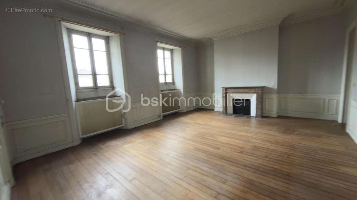 Hôtel particulier d’exception – Plus de 700 m² exploitables – Reims Centre Historique - photo 16