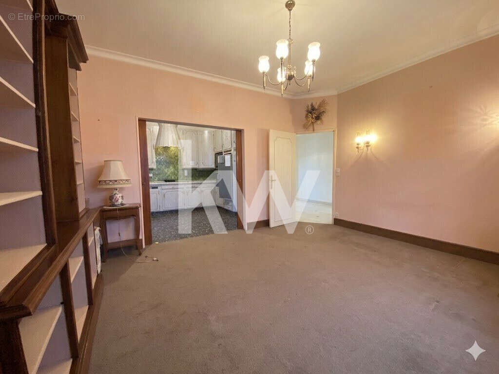 Maison 323 m² à Ouzouer-Le-Marche  - photo 4