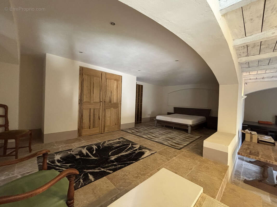 Maison à GOUDARGUES