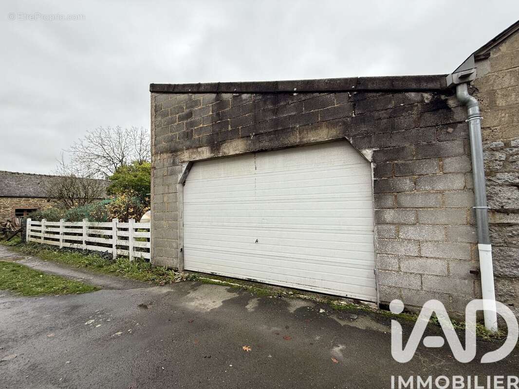 Photo 3 - Terrain à MONTOURS