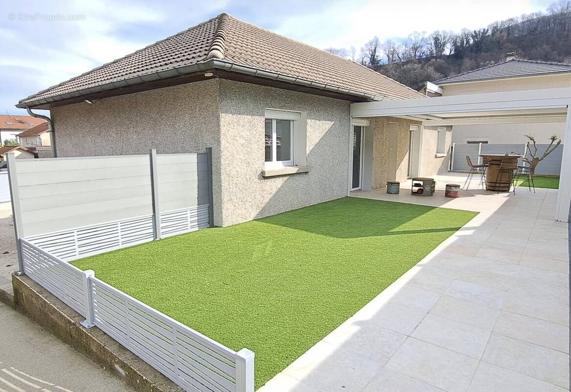 Maison à VIF