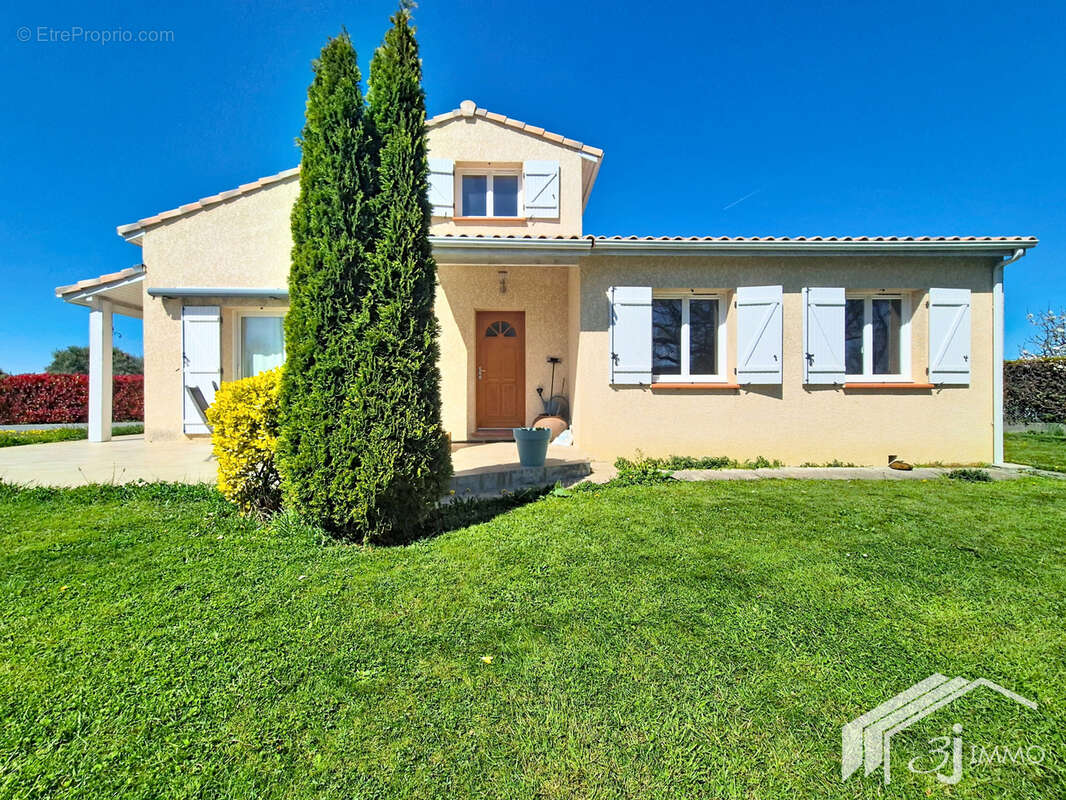 Maison à SAUX-ET-POMAREDE