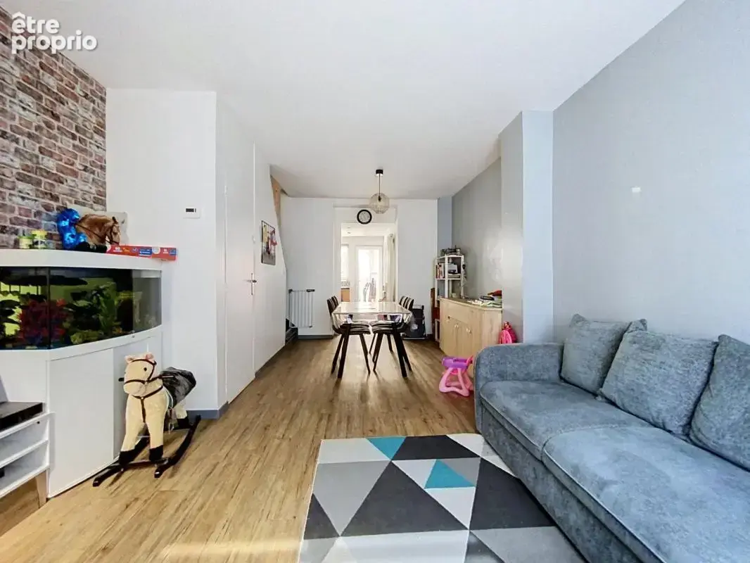 Maison 3 chambres et cour - photo 5