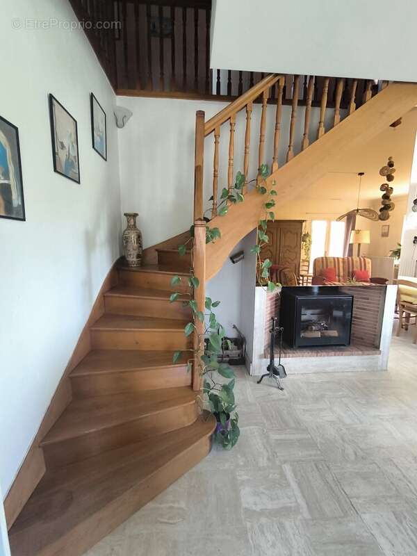 Charmante maison familiale à Saint-Junien, 169 m² - photo 2
